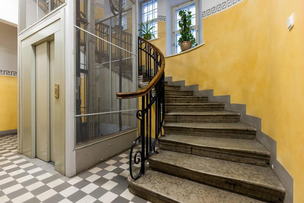 Dictumfactum Luxury Residence Талин Екстериор снимка
