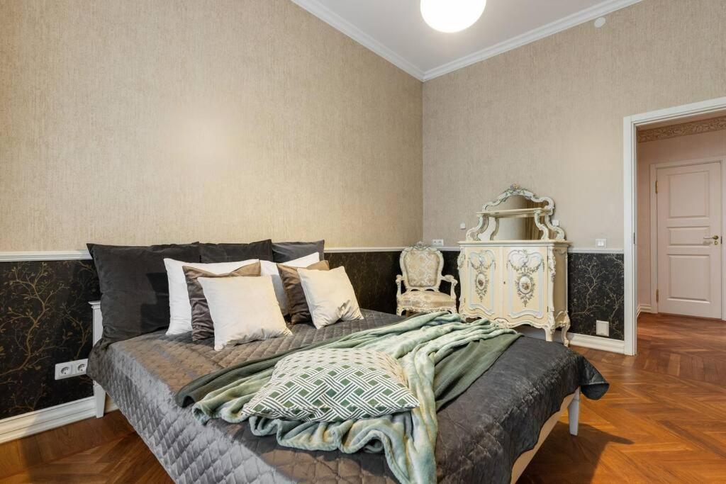 Dictumfactum Luxury Residence Талин Екстериор снимка