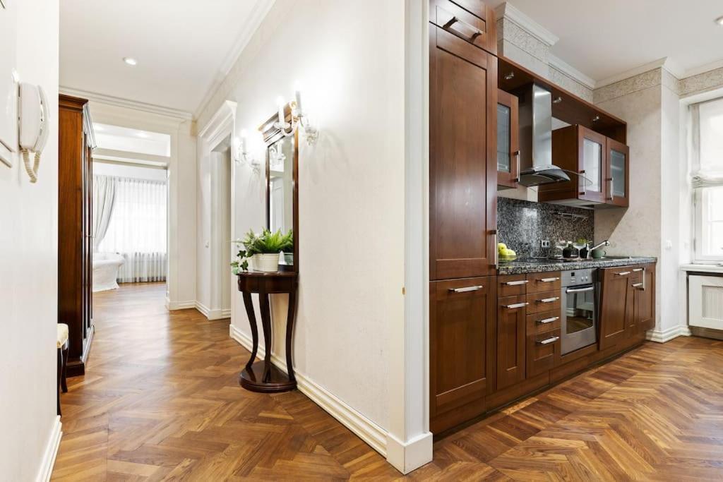 Dictumfactum Luxury Residence Талин Екстериор снимка